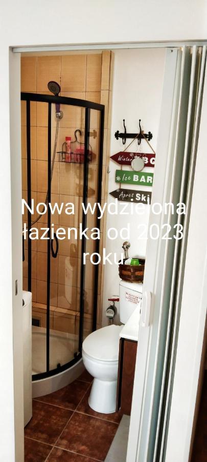 Mieszkanie W Srodmiesciu Blisko Rynku Wałbrzych Esterno foto